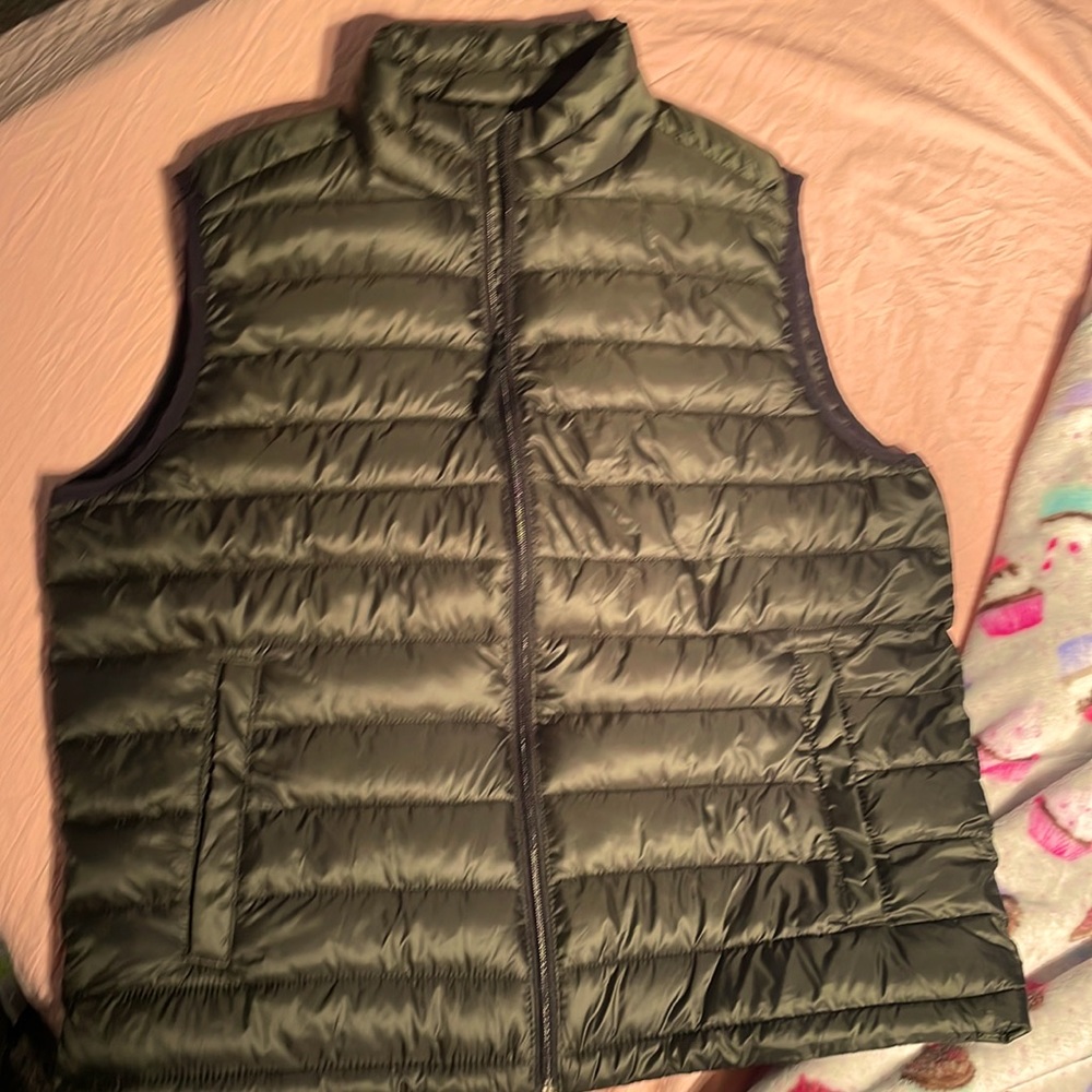 Aeropostale puffer vest